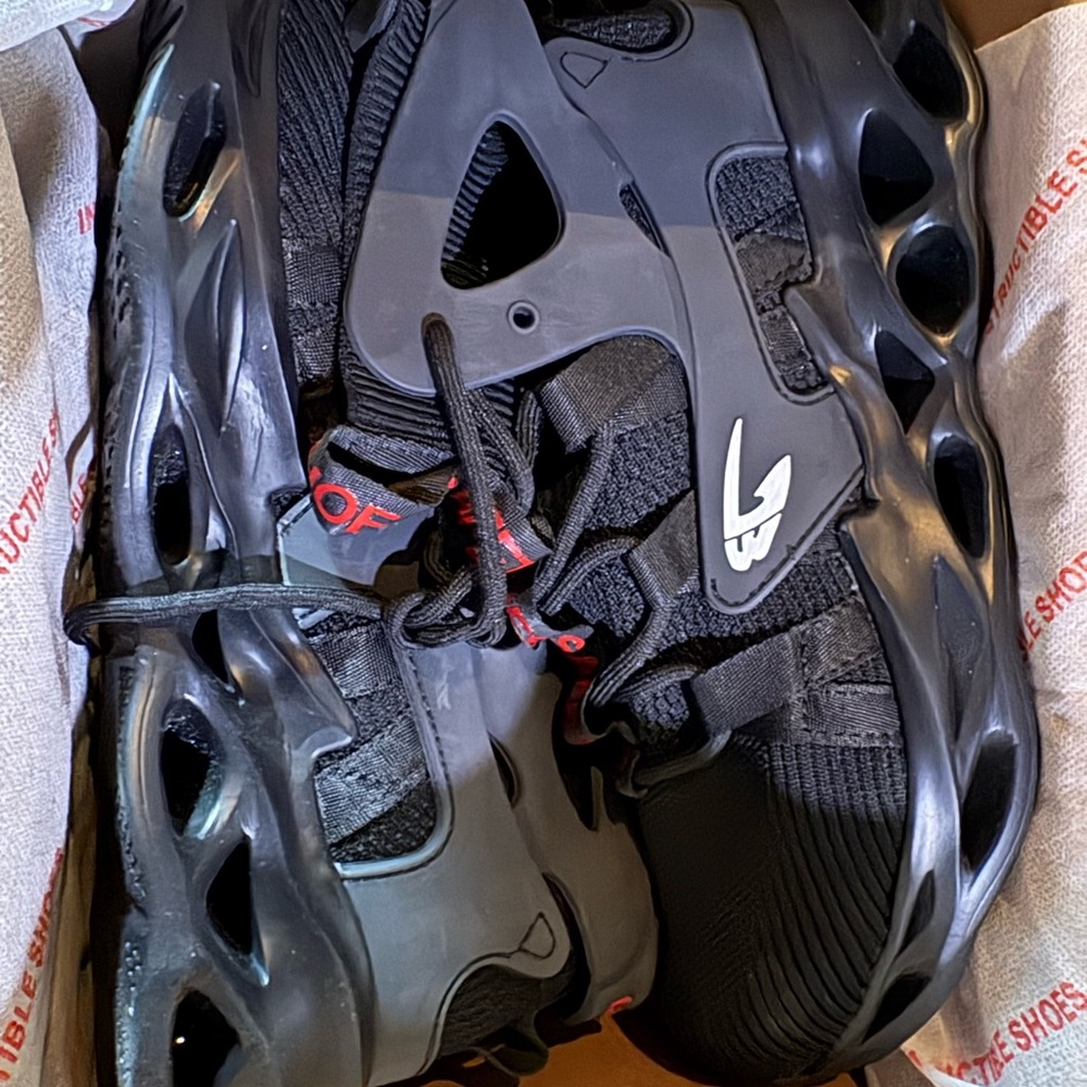 Men's Black indestructible steel toe work shoe